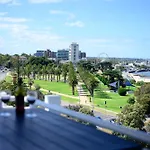 Jade - St Kilda Beach Views