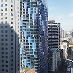 Modern Nomads The Grand View Melbourne City Centre