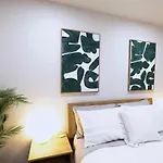 Modern Urban Living Next To Marvel Stadium