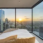 2Br Apartment, Panoramic 180 Degrees Views On 52Nd Floor