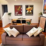 Amazing Location Walk To Mcg Swan St Bridge Rd Cbd