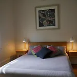 Amazing Location Walk To Mcg Swan St Bridge Rd Cbd