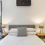 Smart Apartment In Elegant Suburb Close To City