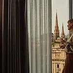 Le Meridien Melbourne