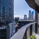 Absolute Luxury 1Br Apt Mq Poolgym