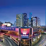 Lux Cbd Escape 2Br Apartment With Pool Gym Sauna