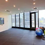 Melbourne Cbd 2B2B1S With City & Sea Views