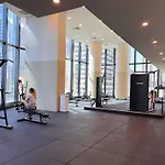 Melbourne Cbd 2B2B1S With City & Sea Views