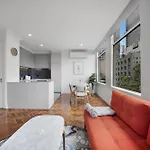 Chic 1-Bed Apartment In The Heart Of Melbourne