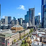 Free Parking - Breathtaking - Elegant City View - Central Location