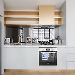 City View 2Br Near Melbourne Central & Qv Market