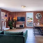 Heritage Loft In Brunswick