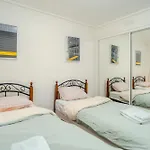 Cbd Home With Terrace