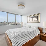 2 Bedroom Great View, Free Parking, Tennis Court & Pool