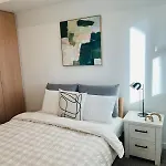 Urban Oasis In Kensington Close To Melbourne Cbd