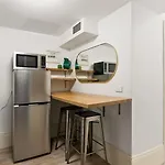 Gordon House Apartments