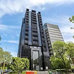 Leopold 615 On St Kilda Road
