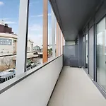 Espresso Apartments - Smart St Kilda Living