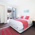 Espresso Apartments - Carlisle St Executive