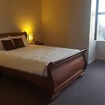 Three Bedroom @ Paramount