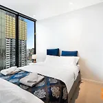 Ifsuites Light House Victoria One Apartment