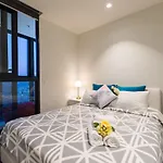 Eq Tower Luxury 2 Bedroom Skyline Cbd Apartment