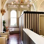 Breakfree Heritage On Little Bourke