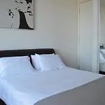 3 Bedroom Apartment In Southbank