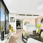Docklands Executive Apartments - Melbourne