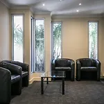 3 Bedrooms 2 Car Parks, Carlton Garden Opposite