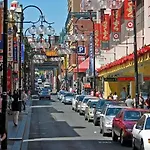 2 Beds 1 Bath Beside Qv Melbourne