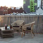 Saint George - The Townhouse