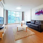 Premier Stays Melbourne