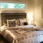 Mountain Element Retreats