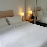 2 Bedrooms Cbd Free Tram Apartment
