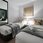 Serviced Apartments Melbourne - Light House