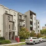 Readyset Apartments On Altona