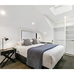 Elegant Loft-Style Apartment Minutes From Beach