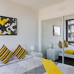 225 Melbourne Tower