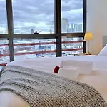 Pride Docklands Waterfront Apartment City View