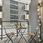 Cozy Apt Facing Albert Park