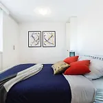 Brooke, 1Bdr St.Kilda Apartment