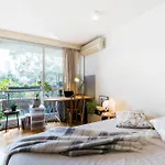 Isaac, 1Bdr South Melbourne Apartment