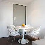 Abc Accommodation - 534 Flinders