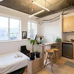 Lucinda, Carlton Studio Apartment