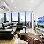 Zee, 2Bdr Southbank Apartment