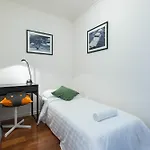 Dali, 1Bdr Southbank Apartment