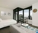Melbourne Fully Self Contained Modern Studio Apartment 4505B