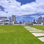 View Apartment At Docklands