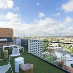Astra Apartments Carlton